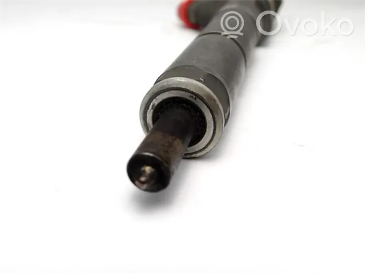 Toyota Yaris Fuel injector 236700N030