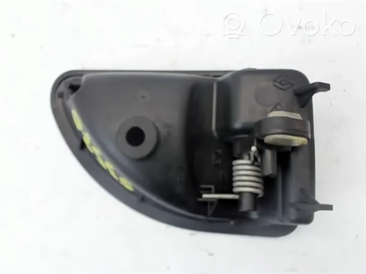 Renault Kangoo I Maniglia interna per portiera anteriore 8200247803