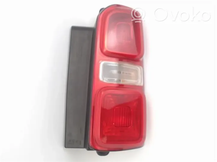 Citroen Jumpy Luci posteriori 9808243080