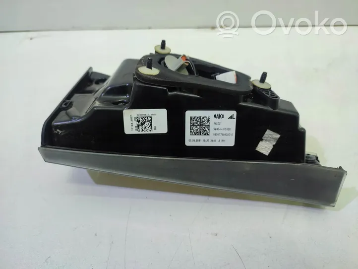 Hyundai i30 Lampy tylnej klapy bagażnika 92404-CO000