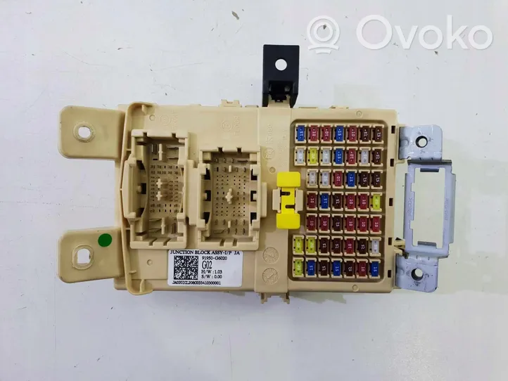 KIA Picanto Fuse box set PG071