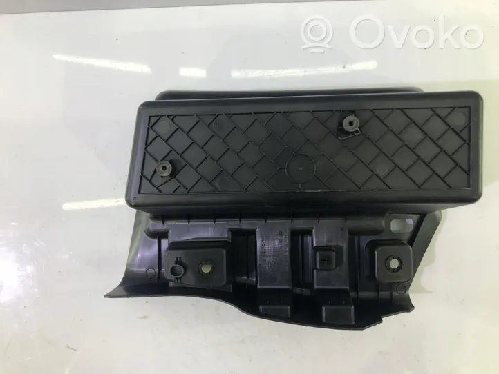 BMW 5 G30 G31 Daiktadėžė bagažinėje 7373580