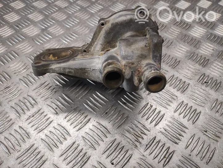 Audi 80 90 S2 B4 Pompe de circulation d'eau 037121013A