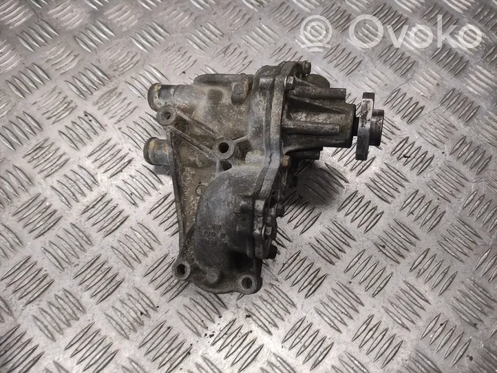 Audi 80 90 S2 B4 Pompe de circulation d'eau 037121013A