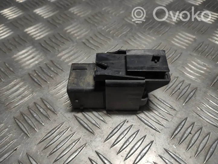 Ford Focus Przekaźnik / Modul układu ogrzewania wstępnego 3M5T2504AC