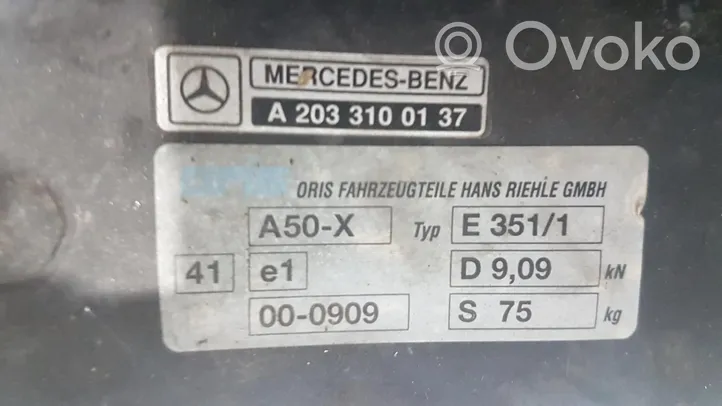 Mercedes-Benz C W203 Balkis tvirtinimo A2033100137