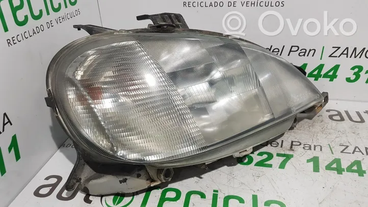 Mercedes-Benz ML W163 Lampa przednia 