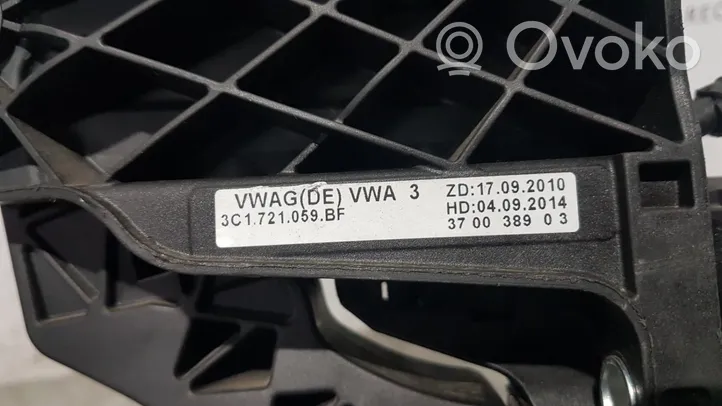 Volkswagen PASSAT Clutch pedal 3C1721059