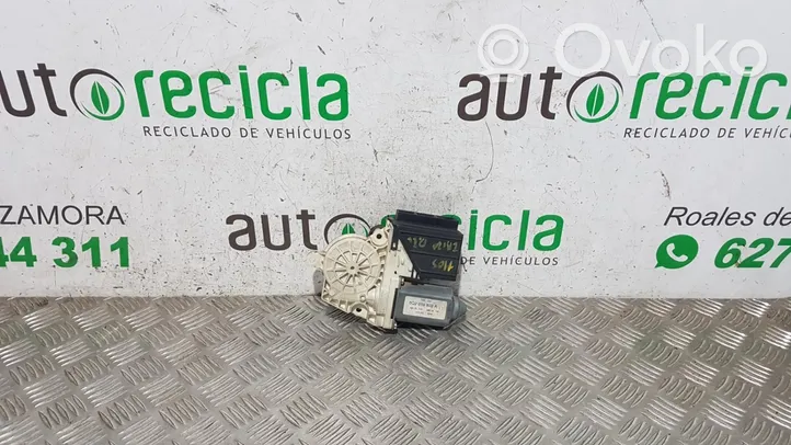 Seat Ibiza III (6L) Moteur de lève-vitre de porte avant 6Q2959802