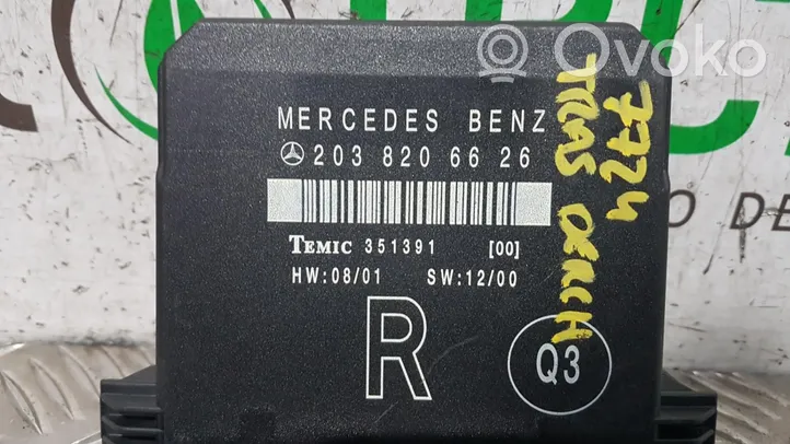 Mercedes-Benz C W203 Silniczek dociągania drzwi tylnych 2038206626