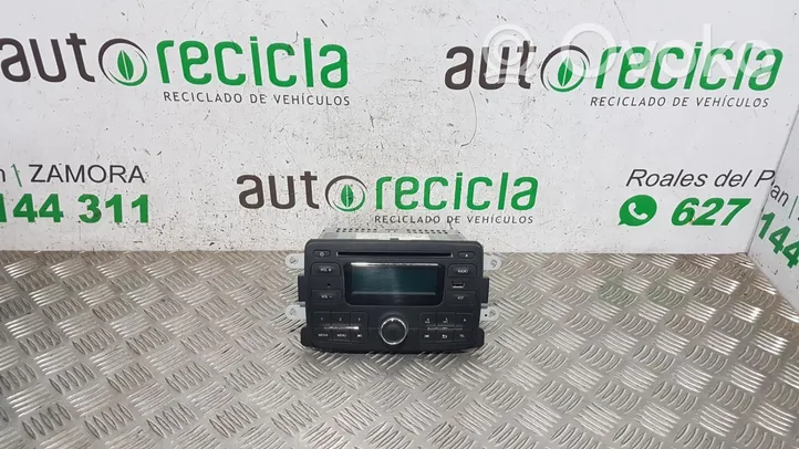 Renault Sandero I Unité principale radio / CD / DVD / GPS 281152320R