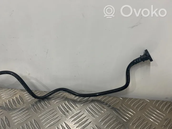 Audi A3 S3 8P Vacuum line/pipe/hose 03C201542