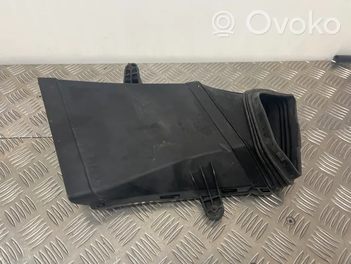 Audi Q5 SQ5 Część rury dolotu powietrza 8R0129618J