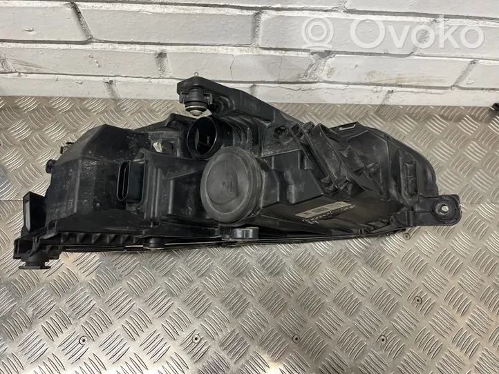 Volkswagen PASSAT B8 Lampa przednia 3G1941036P