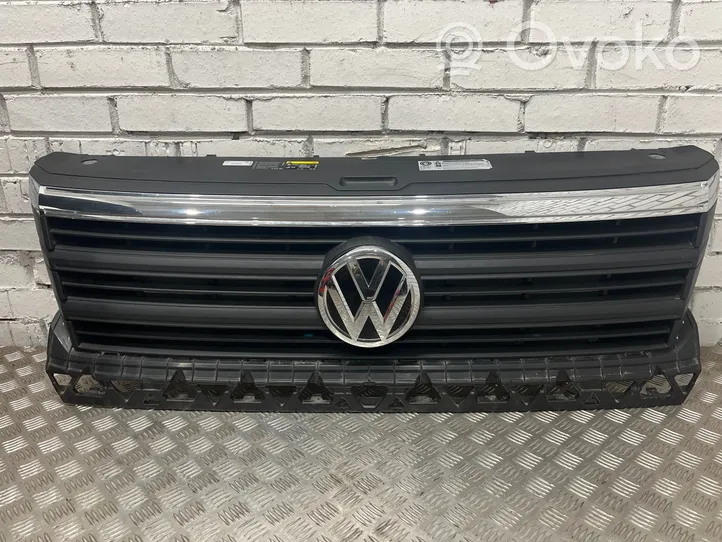 Volkswagen Crafter Front grill 7C0853653D