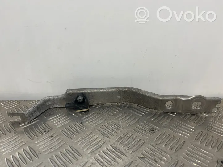 Audi A7 S7 4G Supporto di montaggio del parafango 4G8807592C