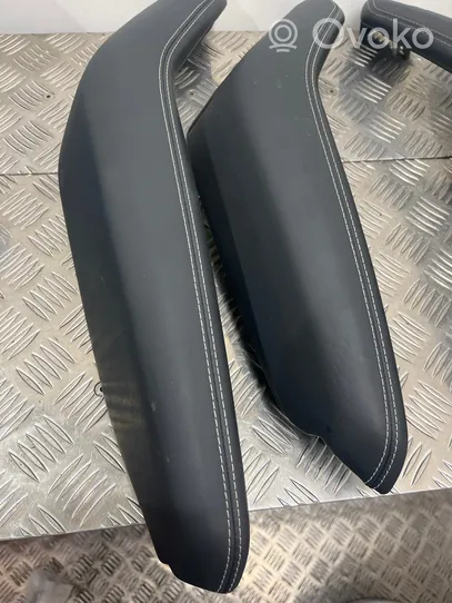 Audi Q5 SQ5 Rivestimento della maniglia interna per portiera anteriore 8R1867173