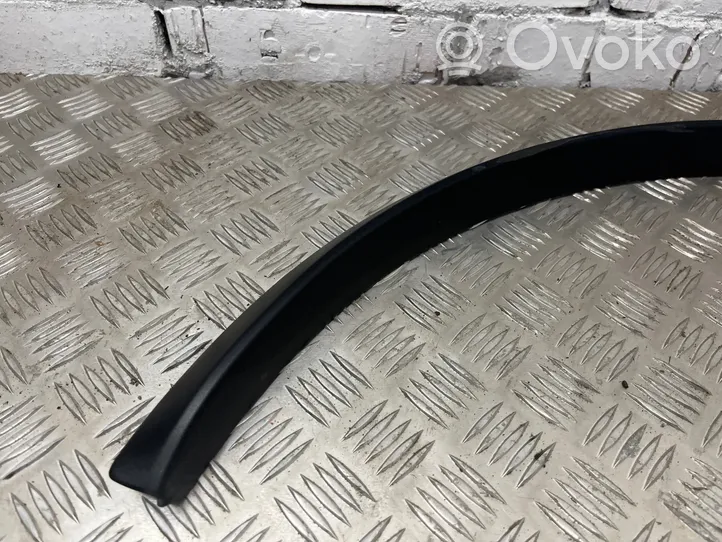 Audi Q7 4L Moulure, baguette/bande protectrice d'aile 4L0853718B