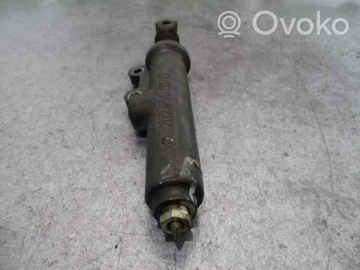 Mercedes-Benz SLK R170 Clutch slave cylinder 2022900112