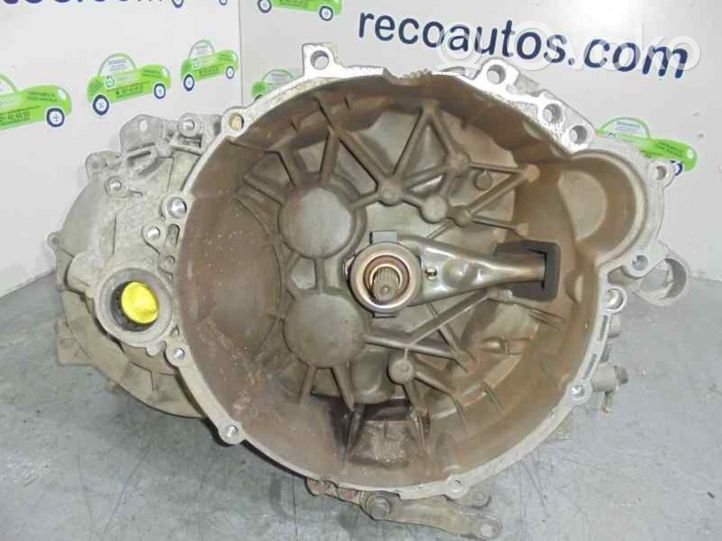 Volvo 850 Manual 5 speed gearbox P1208874