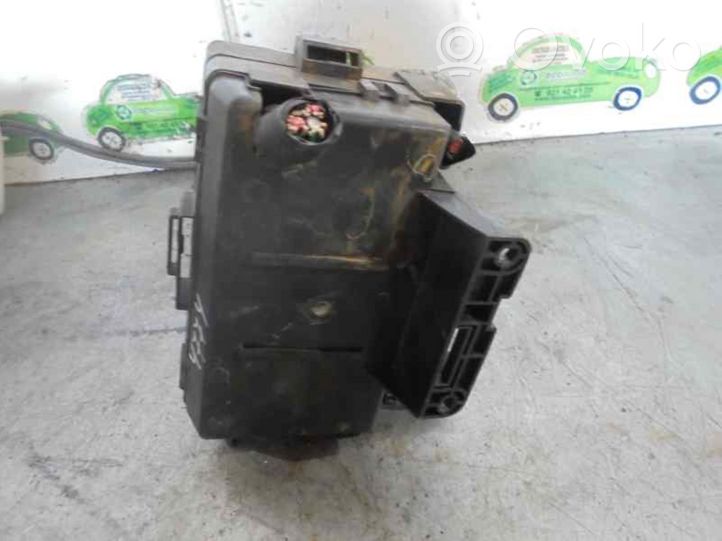 Chevrolet Tacuma Module de fusibles 96263674