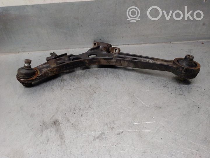 Hyundai Trajet Triangle bras de suspension inférieur avant 545103A000