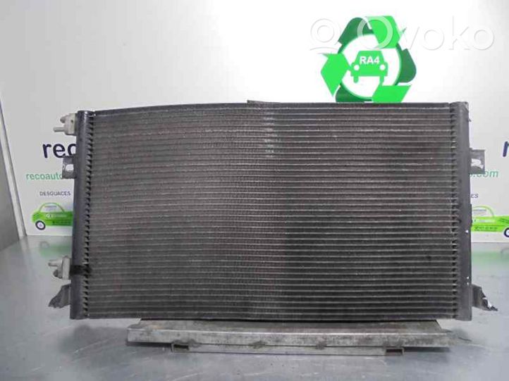 Chrysler Grand Voyager II Radiateur condenseur de climatisation T129AB7922