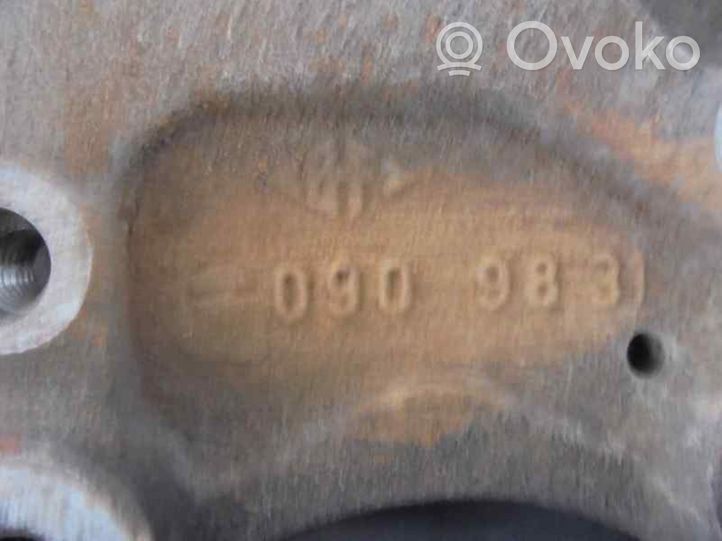 Volvo 850 Pivot de moyeu arrière 9200498