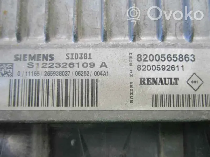 Renault Clio III Calculateur moteur ECU 8200565863