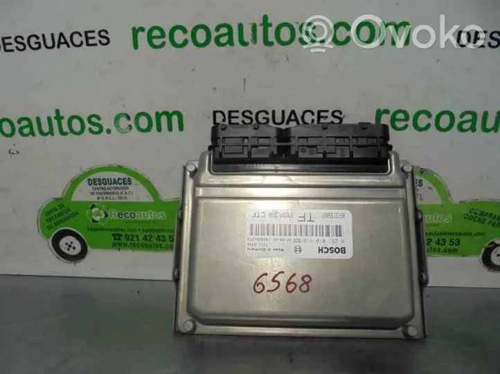 Honda Civic Calculateur moteur ECU 37820PLZE00