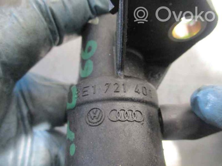 Audi A4 S4 B5 8D Pompa della frizione 8E1721401