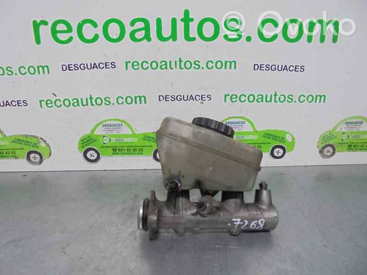 Lexus LS UCF20 Cilindro del sistema frenante 472216110