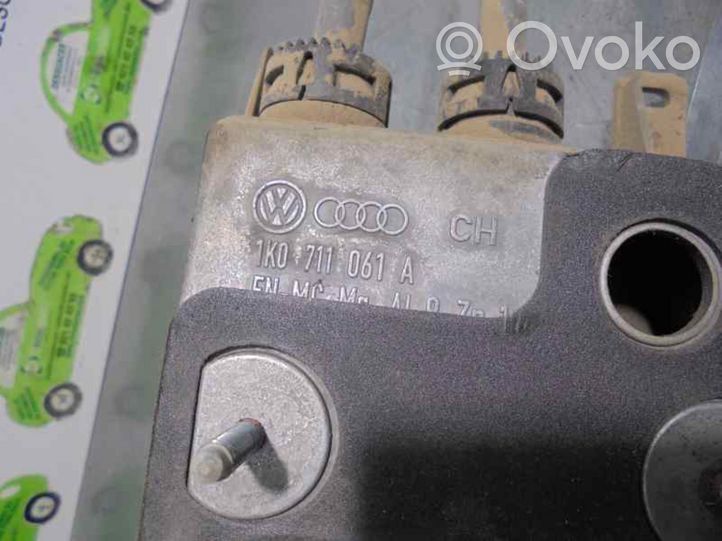 Volkswagen Caddy Gear selector/shifter (interior) 1T0711049AD