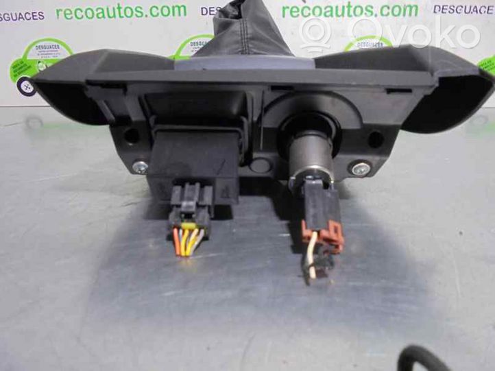 KIA Ceed Copertura della leva del freno a mano (tessuto in pelle) 846511H000