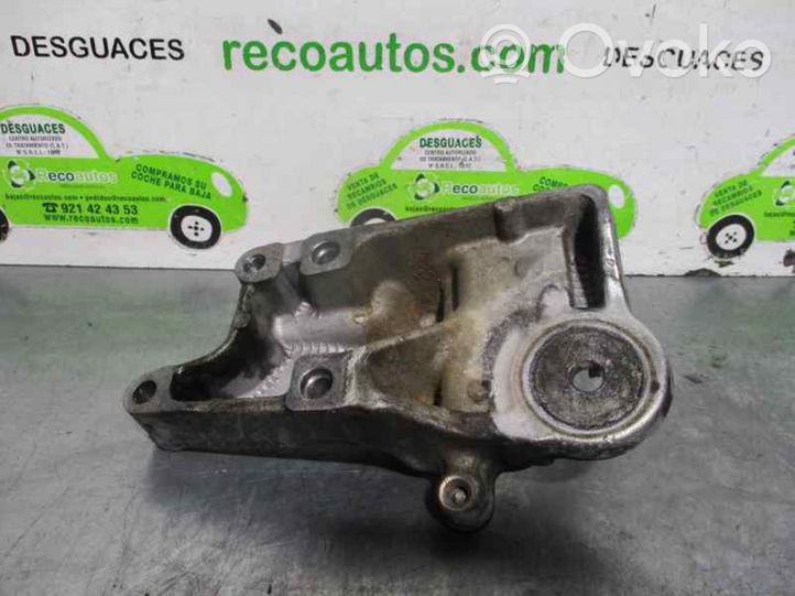 Peugeot Expert Supporto della scatola del cambio 14012434800R