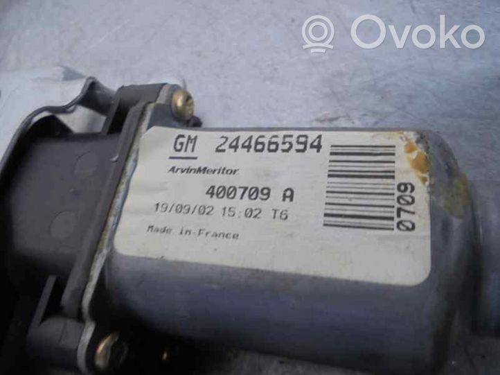 Opel Corsa C Alzacristalli elettrico della portiera anteriore 24466594