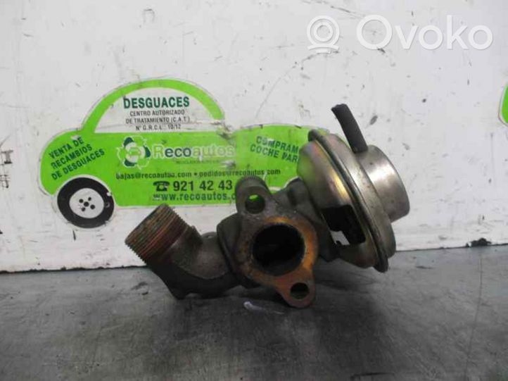 Toyota Carina T190 EGR-venttiili 2562064160