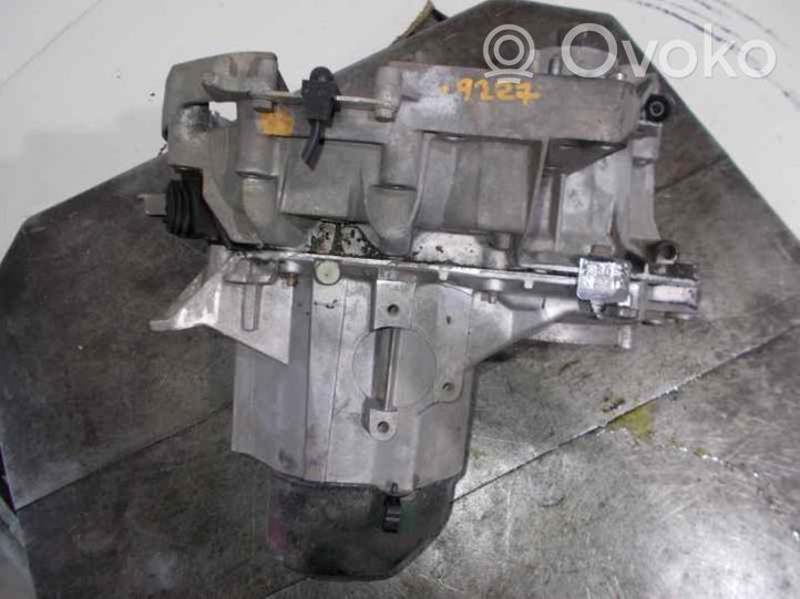 Renault 9 Mechaninė 5 pavarų dėžė JB3026