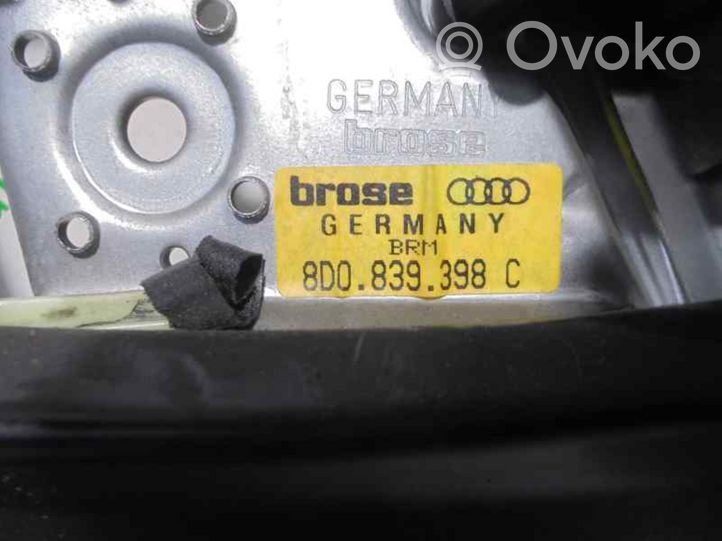 Audi A4 S4 B5 8D Takaoven ikkunan nostin moottorilla 8D0959802