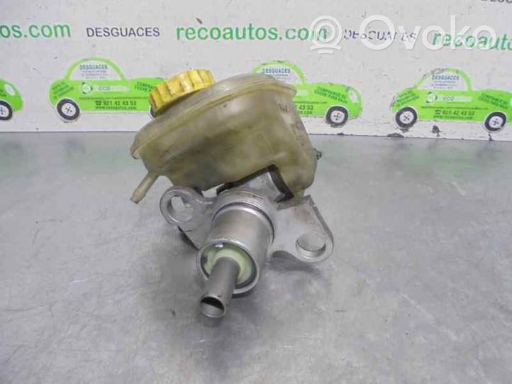 Audi A8 S8 D3 4E Cilindro del sistema frenante 4D0611301F