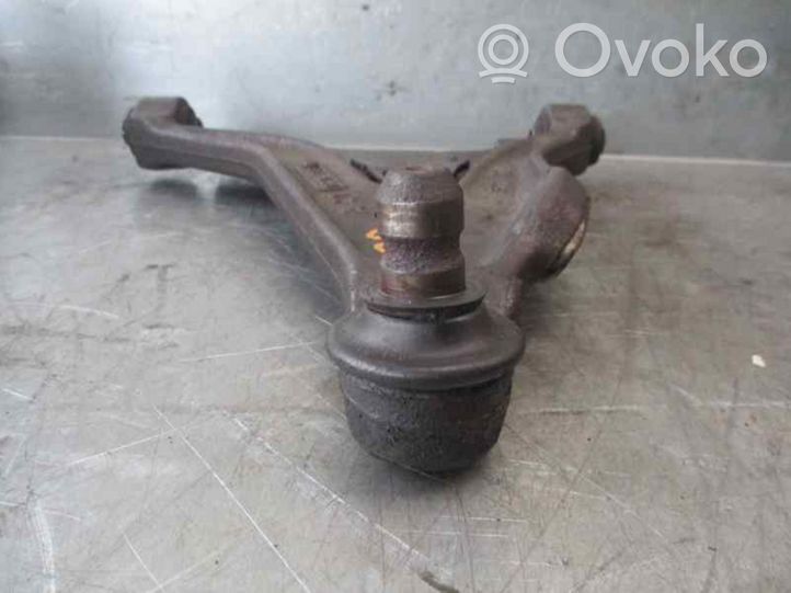 Volvo S70  V70  V70 XC Braccio di controllo sospensione anteriore 271902