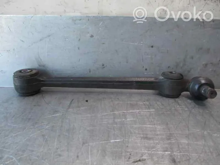 Volkswagen Polo II 86C 2F Triangle bras de suspension inférieur avant 861407151B