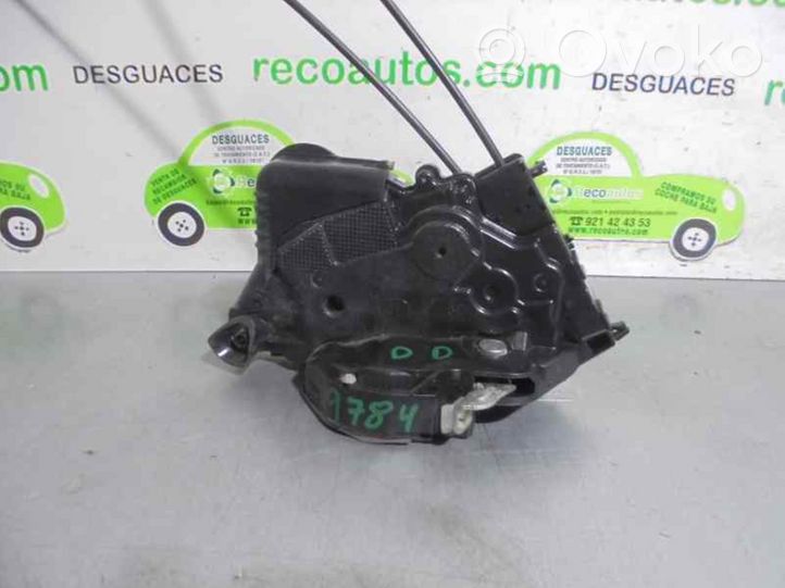 Toyota Prius (XW50) Serrure 6903047081