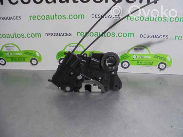 Toyota Prius (XW50) Serrure 6903047081