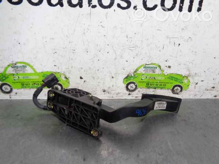 KIA Rio Pedale dell’acceleratore 327261G800