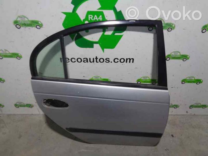 Toyota Avensis T250 Galinės durys 6700305050