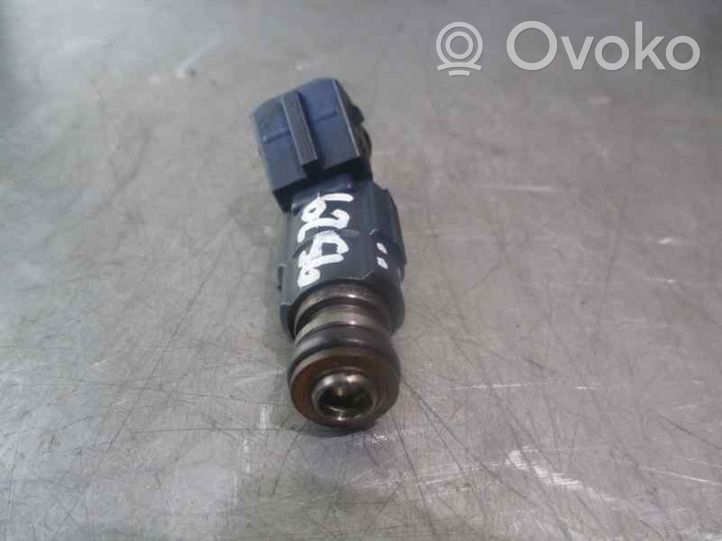 Opel Sintra Injecteur de carburant 90487344