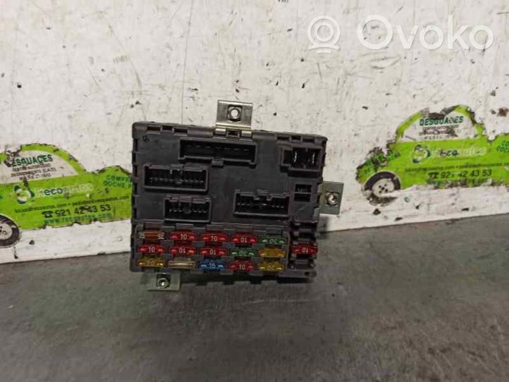 Fiat Punto (176) Module de fusibles 7755601