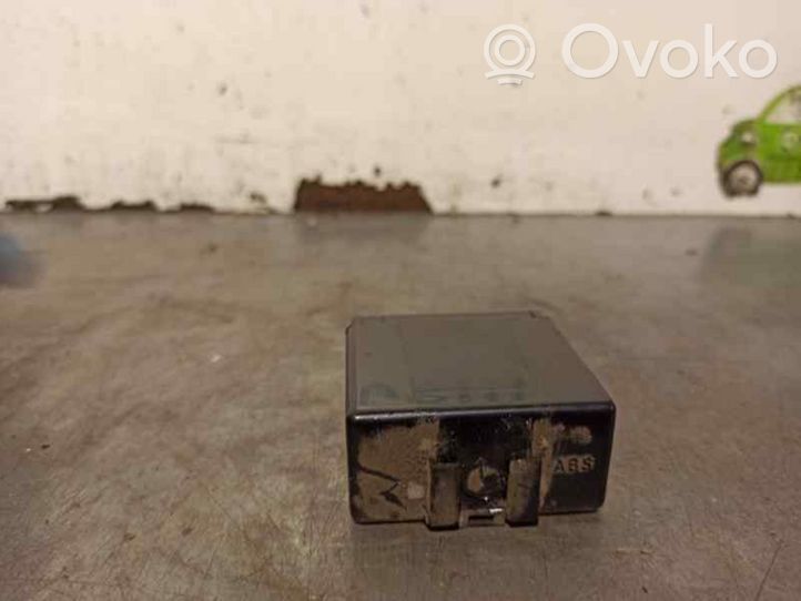 Opel Agila A Other relay 3886083E50