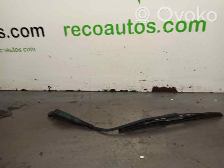 Opel Agila A Takalasinpyyhkimen sulan varsi 3882083E00